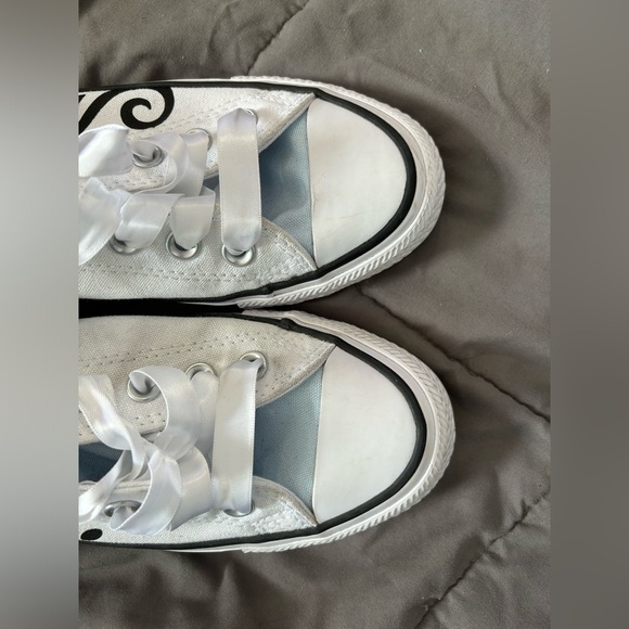 Converse “MRS” sneakers - Picture 7 of 7